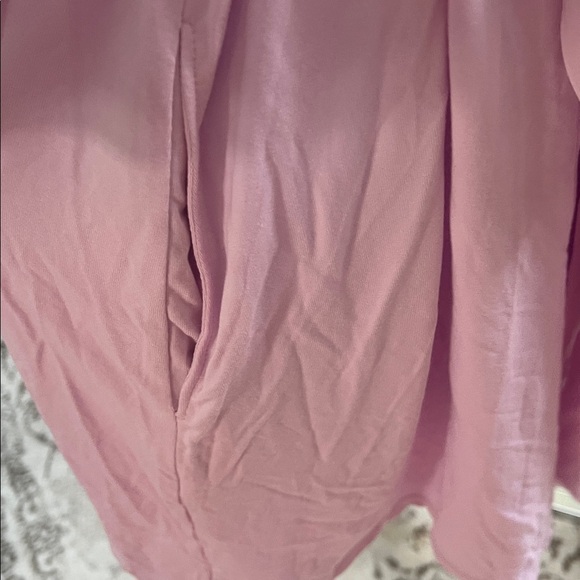 SKIMS Cherry Blossom Short Robe - Picture 3 of 7